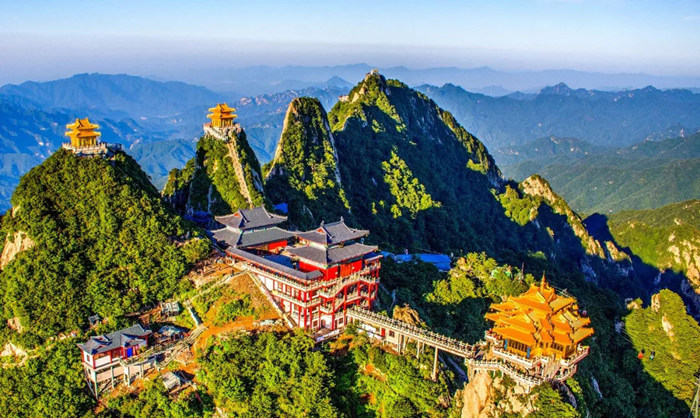 老君山在哪里?老君山风景区