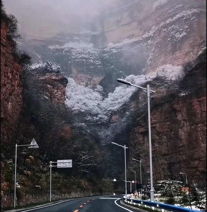 冬天的太行山 雾凇雪景美不胜收5