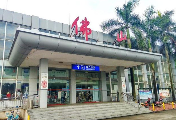 来看看国内最简陋的机场 到了你会怀疑你的眼睛