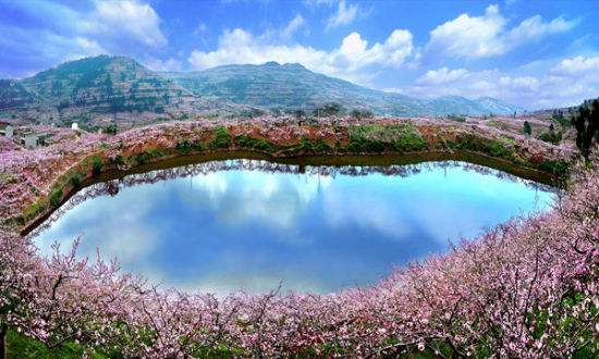 北京十大热门旅游景点排行7、平谷桃花海