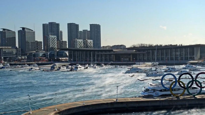 青岛现海浩奇观,海面上蒸汽腾腾,仙气飘飘!图2