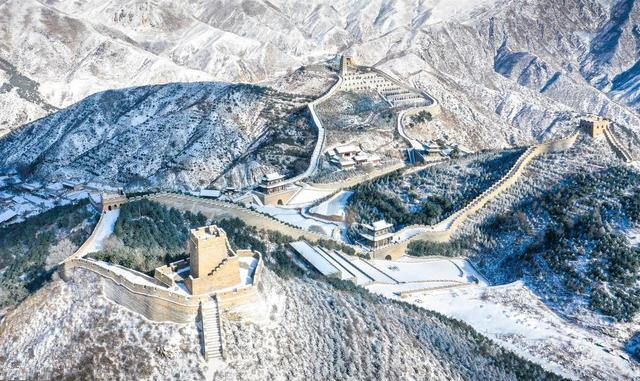 2021年雪后的雁门关那雄伟而又静谧的美景1