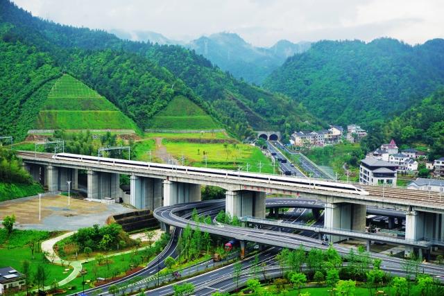 2021年春游,红色旅游景点将成热门旅游地