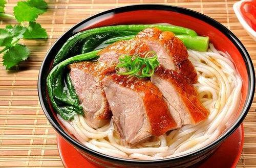 广东21座城的代表美食3、东莞:烧鹅濑粉