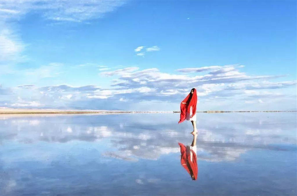 青海盐湖在哪里?1、茶卡盐湖