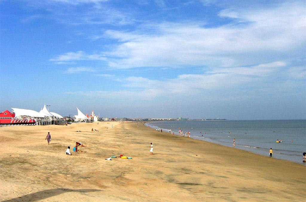乳山市的三个旅游度假区，1、银滩旅游度假区