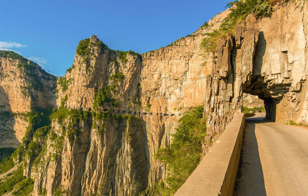 昆山挂壁公路