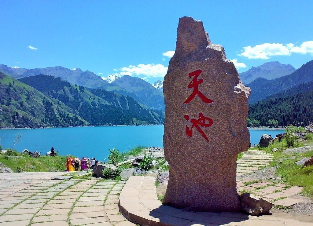 天池在哪里_天池在哪个省哪个市(国内12个天池位置介绍)