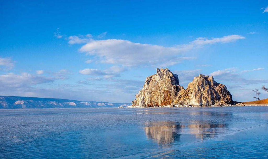 世界上最大的淡水湖是哪个淡水湖泊？在哪里？