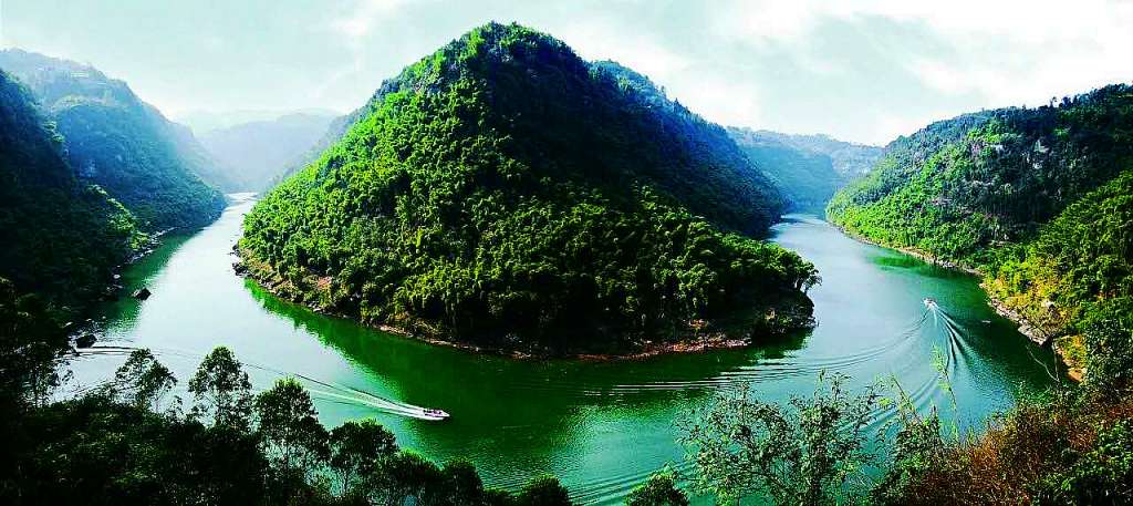 乐山犍为县有什么好玩的地方？1、嘉阳·桫椤湖景区